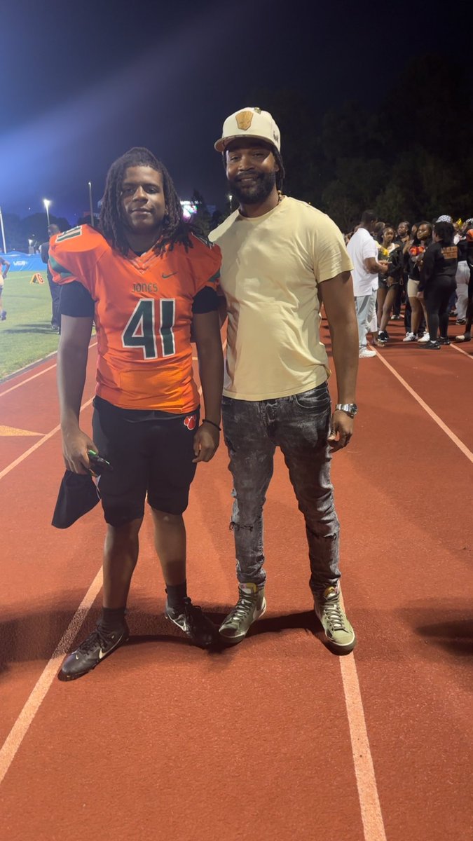 Mykell Reid(22) (@22mykell) on Twitter photo Senior Night was a success. 🐅 We won finishing the regular season 10-0 undefeated together. I want to thank my coaches <a href="/JonesHSFootball/">Jones Tigers Football</a> for your hard work and for supporting not just me but the whole team. I want to thank my parents, family and all my youth football coaches for Senior Night was a success. 🐅 We won finishing the regular season 10-0 undefeated together. I want to thank my coaches <a href="/JonesHSFootball/">Jones Tigers Football</a> for your hard work and for supporting not just me but the whole team. I want to thank my parents, family and all my youth football coaches for