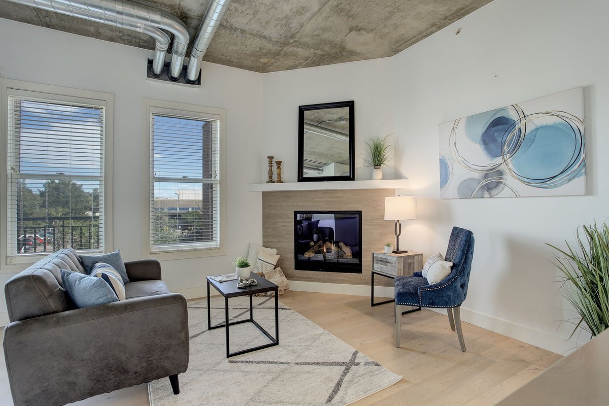 GroupFowler's tweet photo. PRICE REDUCTION ALERT
3401 Arapahoe Ave #202
NEW PRICE: $564,900

🔗 https://t.co/1M3khyEIV5

Dreaming of a vibrant urban lifestyle with mountain views? 🏞️ Look no further!

Jillian Fowler with The Fowler Group at Coldwell Banker Realty https://t.co/3lQwPcWfYk