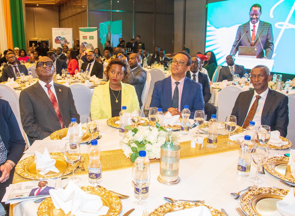 RailaOdinga's tweet image. Today in Addis Ababa, I unveiled my vision and priorities for the African Continent. I envision an Africa that is united, prosperous, competitive, peaceful, revered and influential in the global arena. I envision a continent where industries flourish, cities connected through