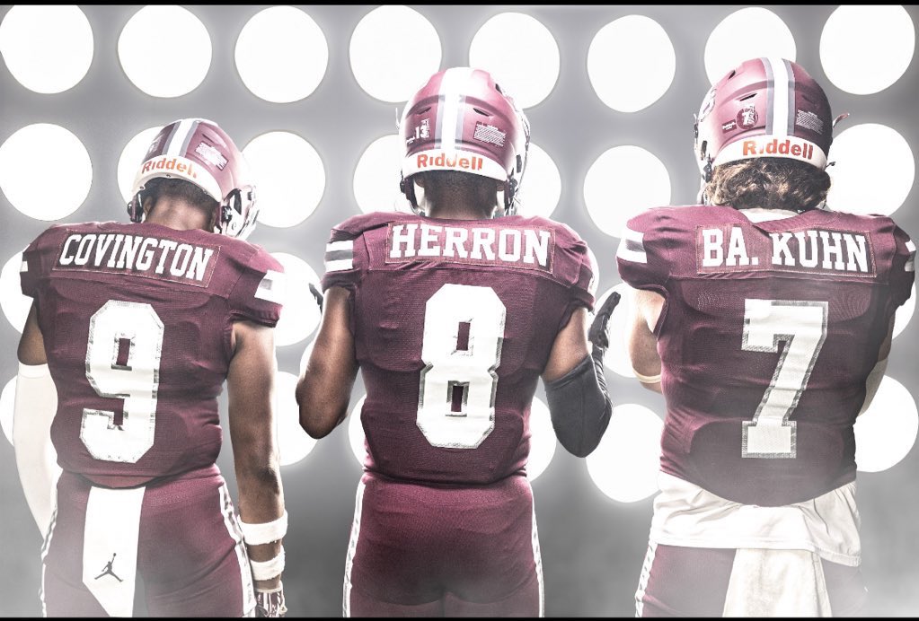 KSDsports's tweet photo. WHIPPET GAMEDAY!!! Tonight our Kosciusko Whippet Football team is headed to Senatobia to compete in the 1st round of the MHSAA playoffs! Let’s all show up to support these players and coaches!! Let’s Go Whippets!!!! #whippetpride #whippetssupportwhippets https://t.co/lvKwERL2GT