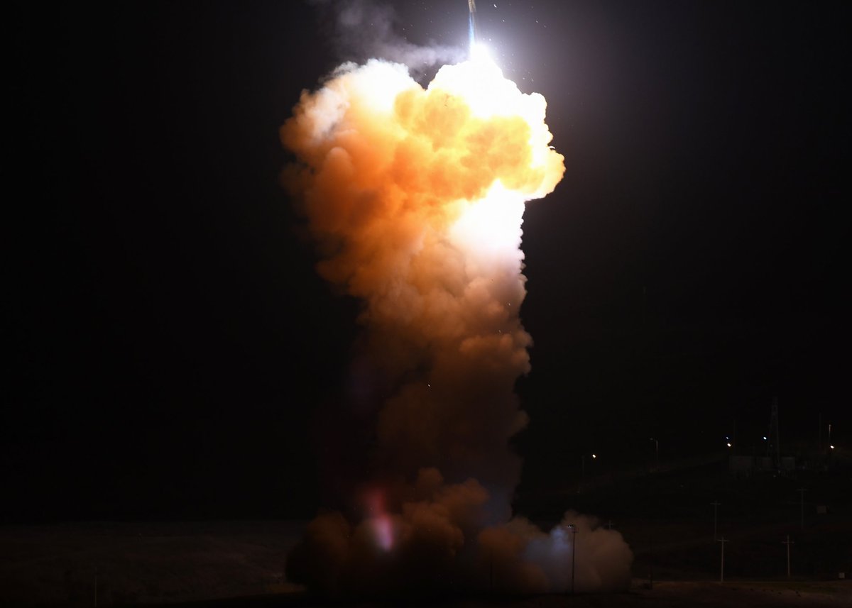 #ICYMI - A joint team of USAF #Airmen &amp; <a href="/USNavy/">U.S. Navy</a> aircrew test launched an unarmed Minuteman III intercontinental ballistic missile from Vandenburg Space Force Base, California.

This test launch is part of routine &amp; periodic activities intended to demonstrate that the U.S. nuclear