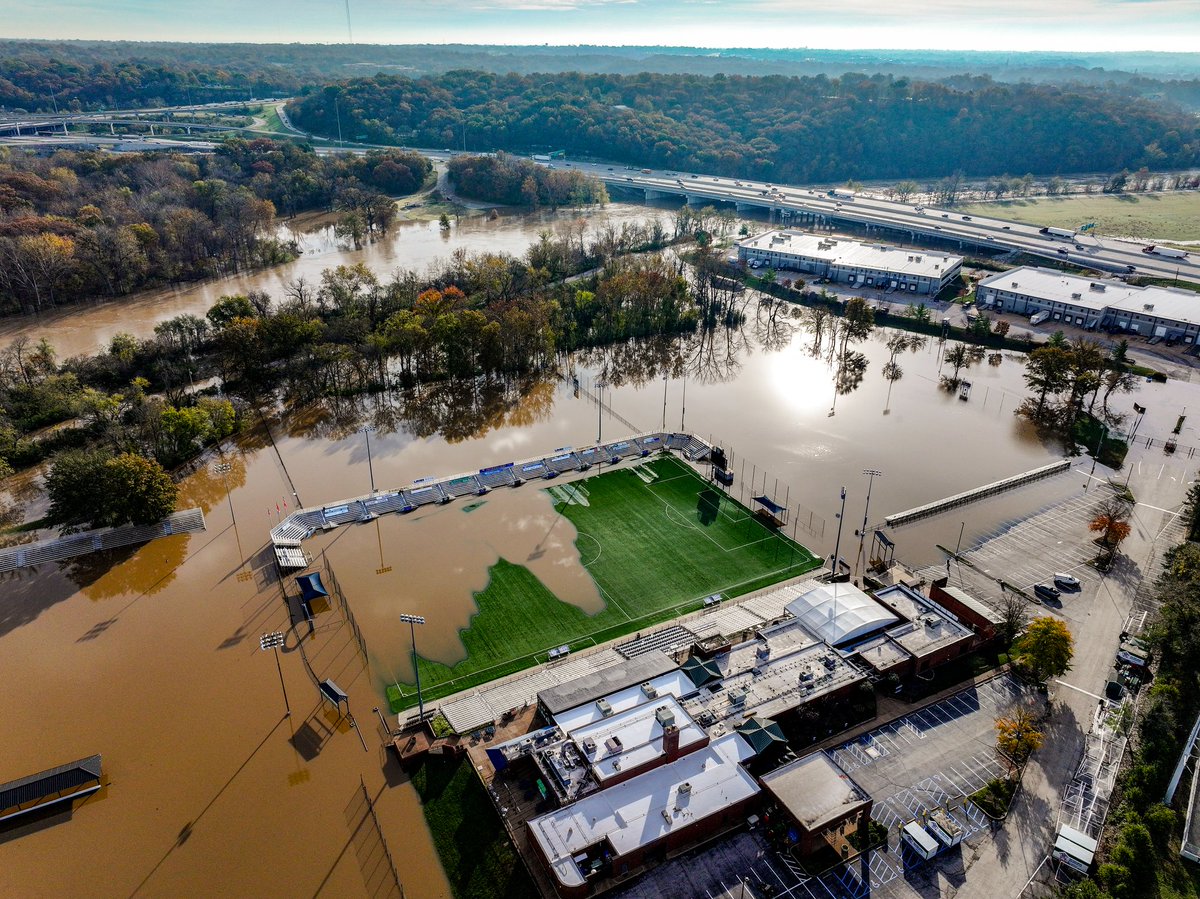 STL_from_above's tweet photo. The Meramec River has flooded it's banks and most of Worldwide Technology Soccer Park is underwater. This is near I-270 and I-44 in Fenton. 

#Flooding #stlwx #stl #stlouis https://t.co/ATgOWJxzq9