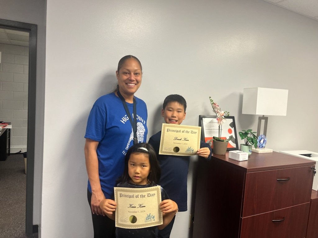 Danielle Miller tweet media