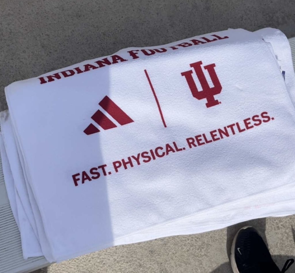 Colin McMahon tweet media