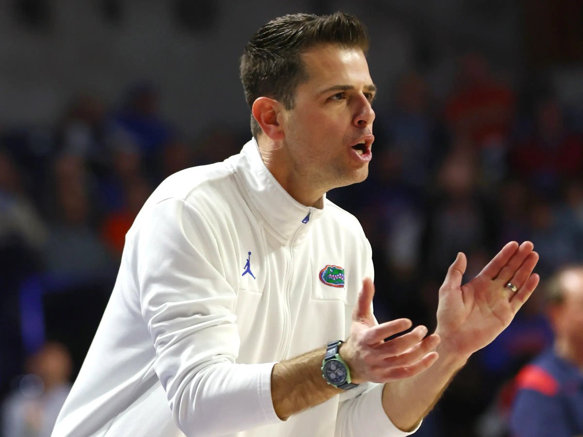 CBKReport's tweet photo. Florida Gators men's basketball head coach Todd Golden has been accused of sexual harassment and stalking by multiple women, via @TheAlligator https://t.co/ikThixOzYS