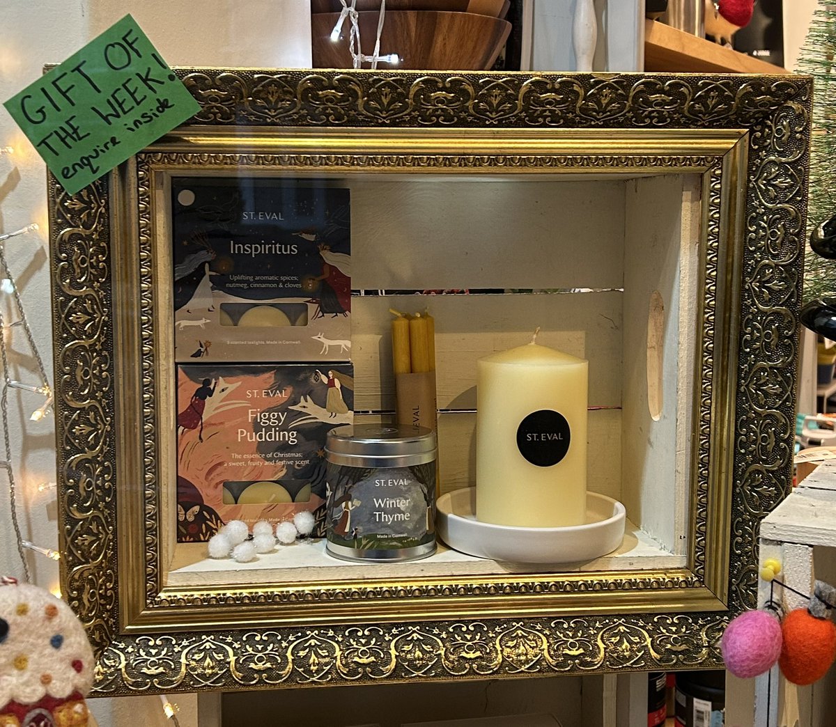 fjcookshop's tweet photo. #FridayNightFeature
Introducing our new feature for Friday evening - The weekly @FJcookshop #ChristmasGiftIdea
Available to view in our #ChristmasWindow and in store. This week featuring Christmas 🎄 candles from @StEvalCandleCo Cornwall
#BishyRoadShopping
#ShopSmall https://t.co/hwPi6xFYWv