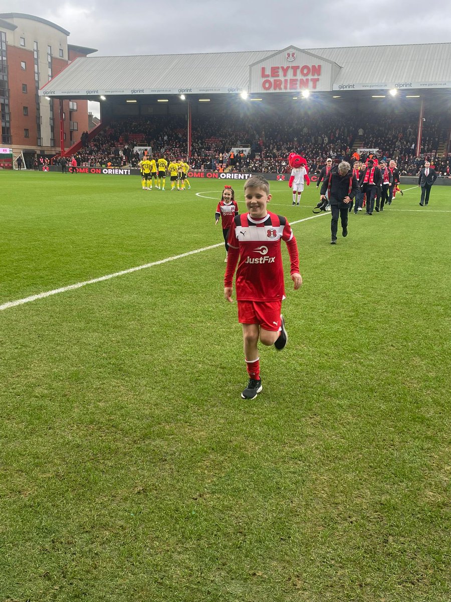 Episode 14

“Father and Son - Academy Life”

podcasts.apple.com/gb/podcast/the…

👊🏻⚽️💙

#turnitroundthecorner #podcast #football #footballpodcast #academy #leytonorient #LOFC
#fatherandson #footballparents