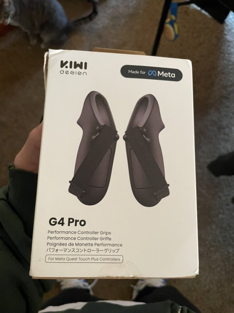 Sk0lVR's tweet photo. Got these NEW G4 Pro Controller Grips from Kiwi Design, thanks Kiwi! CHECK EM OUT! USE CODE SKL FOR 5% OFF! https://t.co/xmXJNNS8lo #KIWIK4Boost, #KIWIH4Boost #KIWIG4Pro (pretend the box isn’t ripped 💀) https://t.co/jiGKPnkOkA