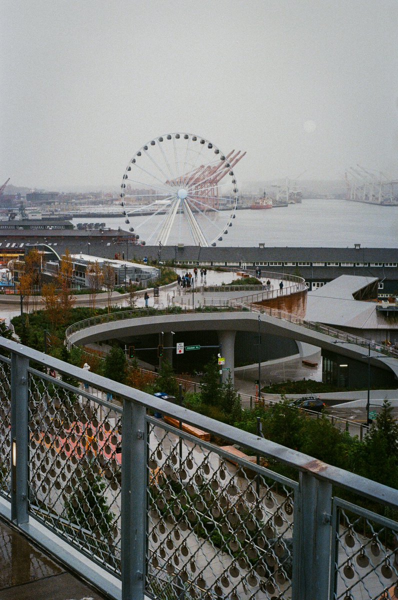 ryancschwenn's tweet photo. seattle on film https://t.co/LkooKecNYU