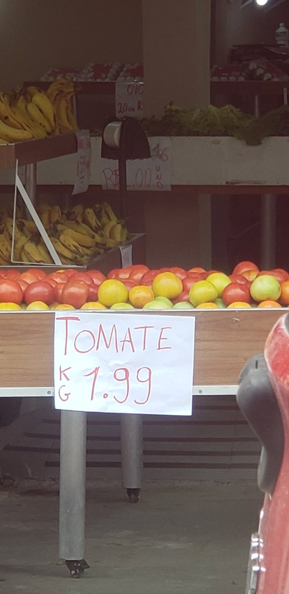EdmilsonMDiniz's tweet photo. #MelhorDaTarde  isso é um roubo, aproveiradores, olha quanto está o tomate aqui no Rio de Janeiro https://t.co/jkMqk0P5zM