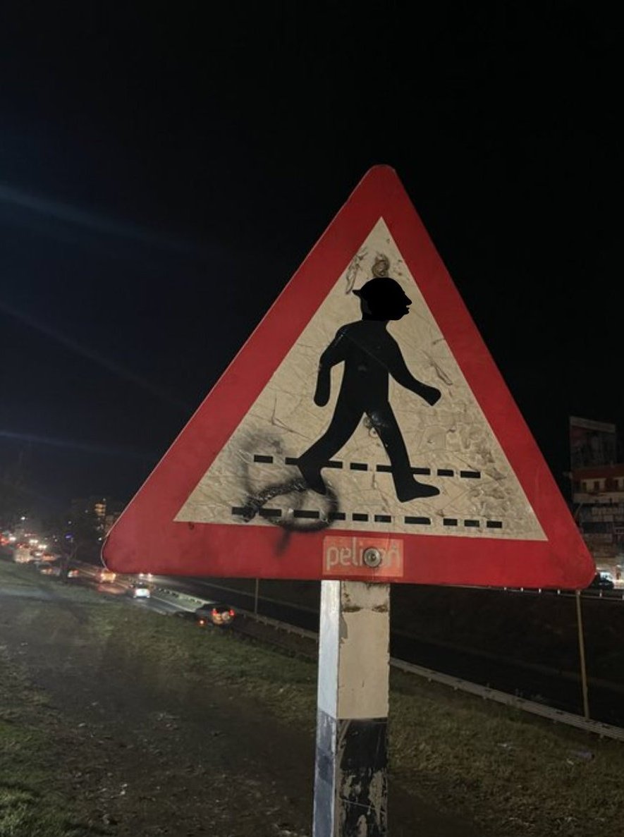 This is soo disrespectful to our president 
Please don't retweet