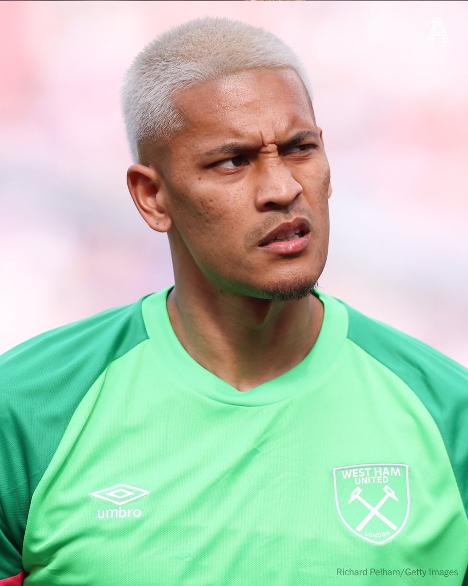 TheAthleticFC's tweet photo. West Ham have conceded at least once in each of their last 14 Premier League home games, the longest ongoing run of any side, and the Hammers’ longest ever in the competition.

#WHUFC | #EFC | #WHUEVE https://t.co/xFlwnLIcEC