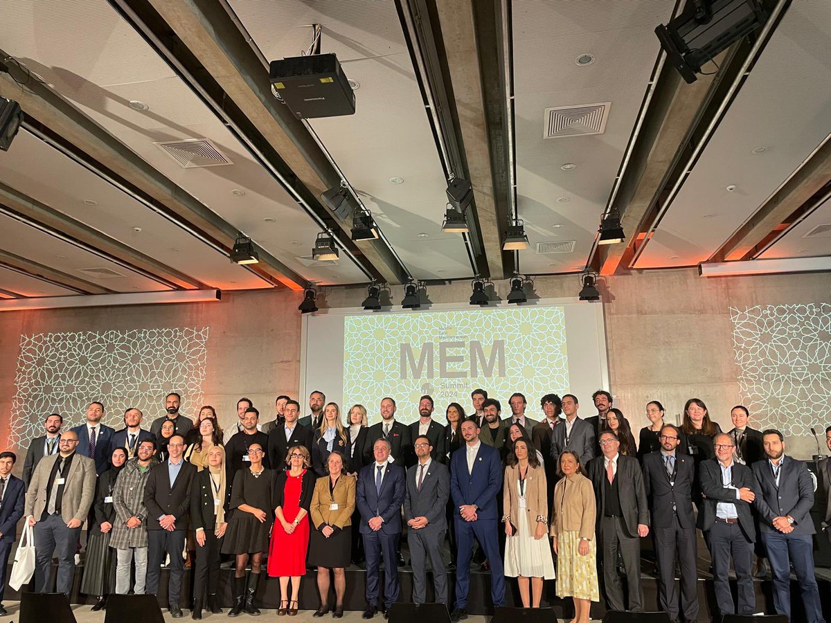 ignaziocassis's tweet photo. Delighted to be back at the #MEMForum. After an intense period of diplomatic work, including 🇨🇭's presidency of the #UNSC, it is crucial to emphasize the importance of dialogue and adherence to #IHL amid global crises.
The young changemakers here in #Lugano embody the hope and commitment to build a better #future.