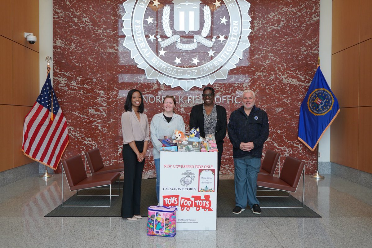ODUmonarchists's tweet photo. Big shout out to @FBINorfolk for their support again in our Hampton Roads  @ToysForTots_USA drive. Please bring your new/unwrapped toys to the @ODUFootball game vs @JMUFootball on 11/16. Help us make the holidays better for a lot of kids in the 757. 🦁👑 @ODUSports @JMUsportsblog @JMUSoundOff