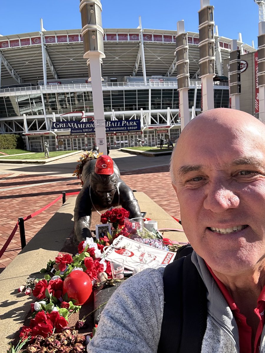 Pete’s memorial service is Sunday. Thought I’d get in line early. ⁦<a href="/PeteRose_14/">Pete Rose</a>⁩