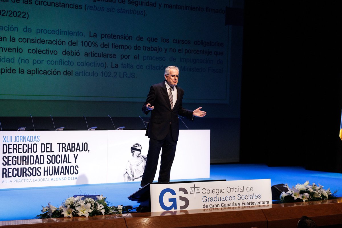 El magistrado D. Ignacio García-Perrote cierra las XLII Jornadas con una ponencia sobre las novedades de la Sala de lo Social del Tribunal Supremo. Análisis de últimas cuestiones y tendencias jurídicas que redefinen el ámbito laboral. ⚖️📝 #DerechoLaboral #TribunalSupremo