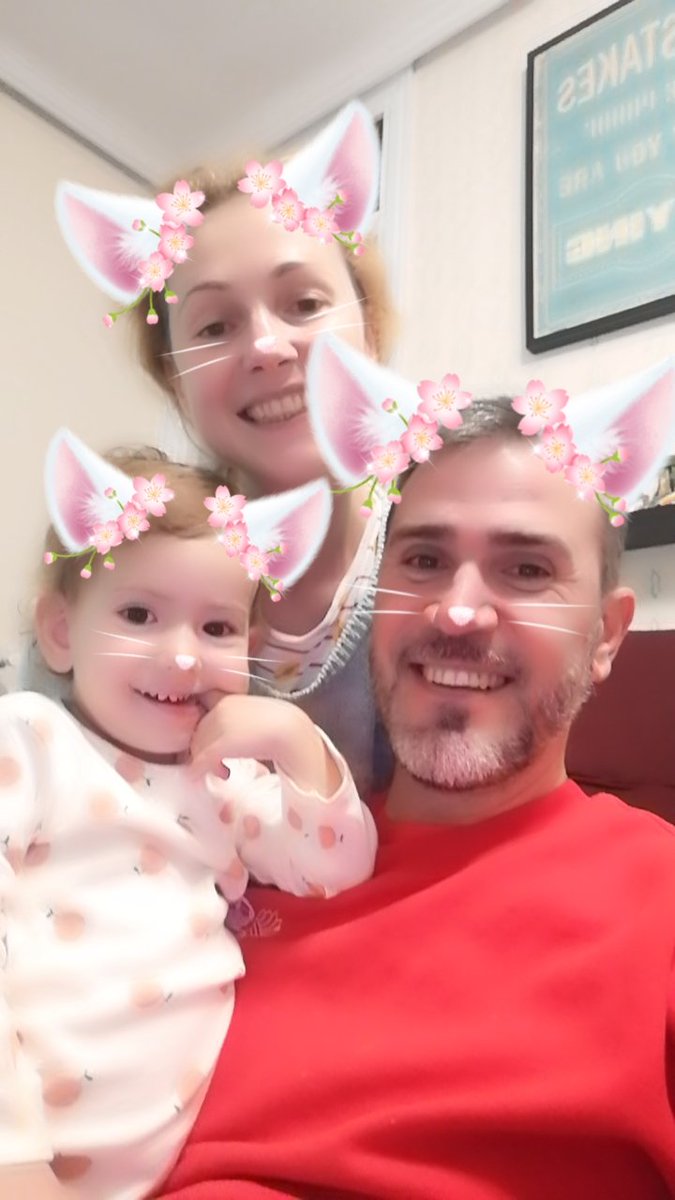 Mochi_RMCF's tweet photo. 41 añazos desde hoy y ellas son mi mejor regalo https://t.co/ri2BDJOcZN