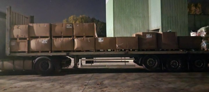 Com formigues... d mica en mica s'omple la pica!

Ja tenim en dansa més ajuda humanitària cap al país Valencià 
#RevoltaPagesa