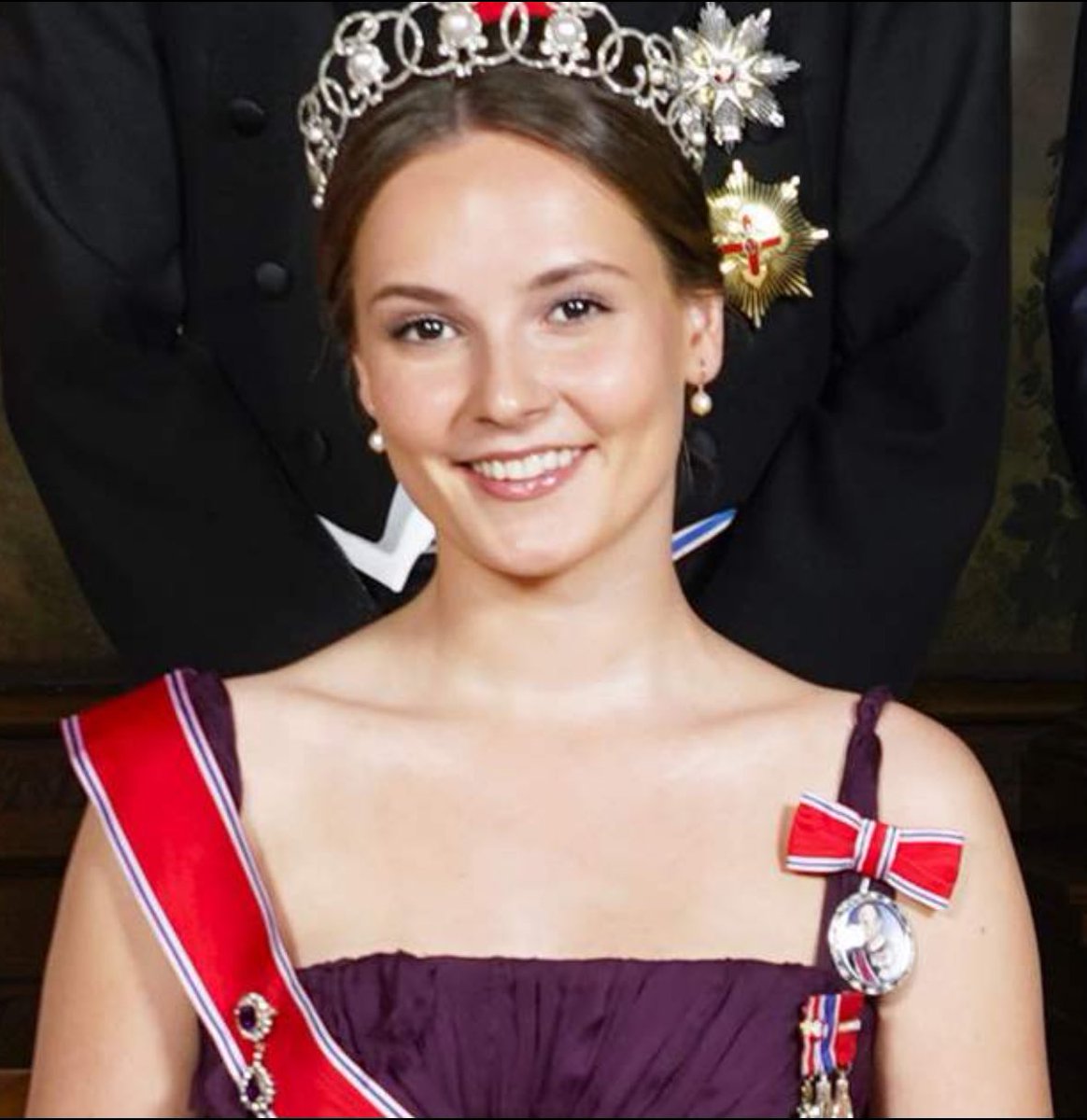 Es tendencia en 𝕏 tweet media