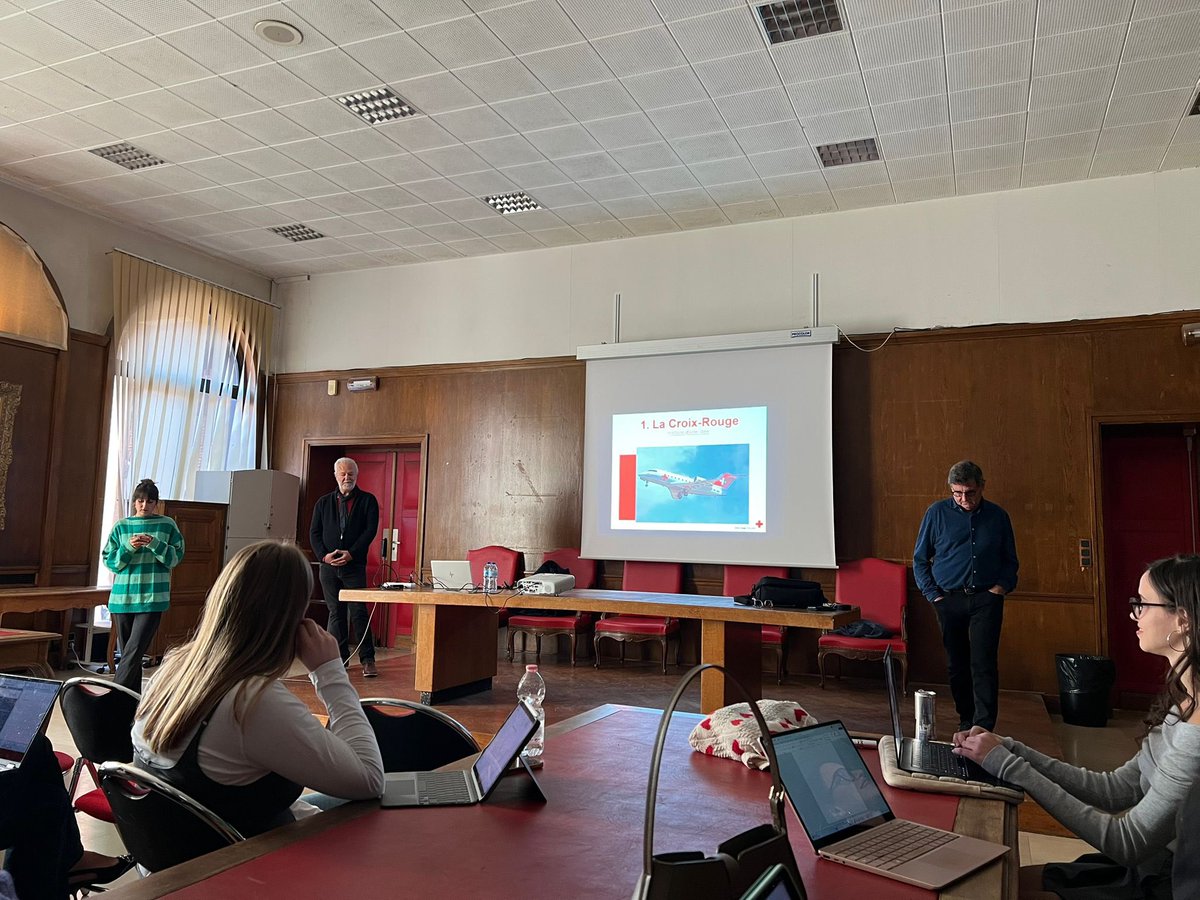 Aix Humanitaire tweet media