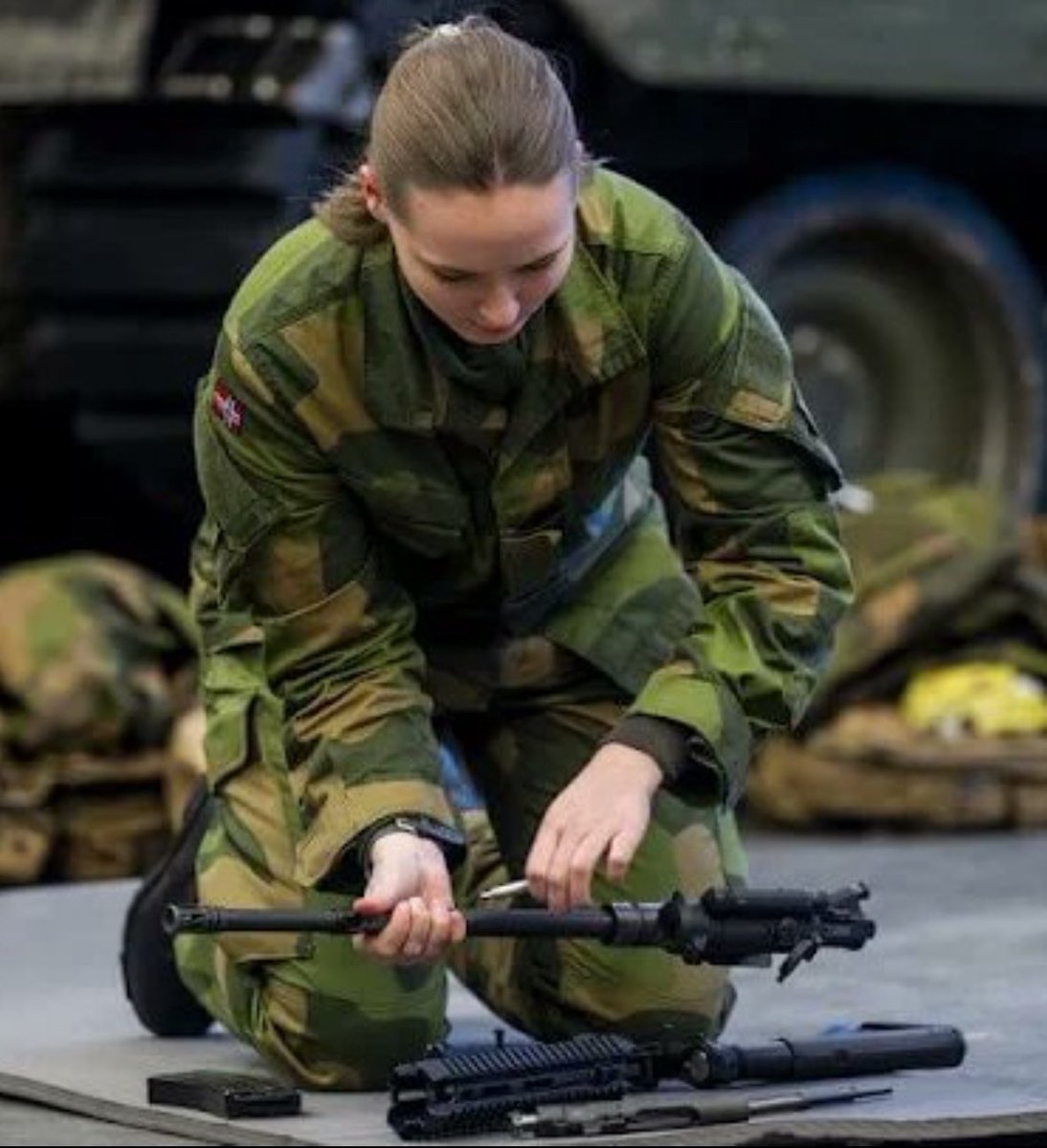 Es tendencia en 𝕏 tweet media