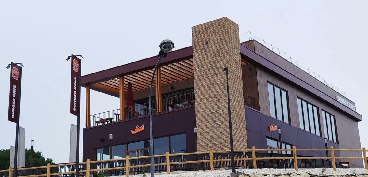 Un superbe partenariat avec <a href="/BurgerKingFR/">Burger King France</a> <a href="/FTravail_NA/">France Travail Nouvelle-Aquitaine</a> et leader academy. 70 candidats recrutés via le dispositif POEI