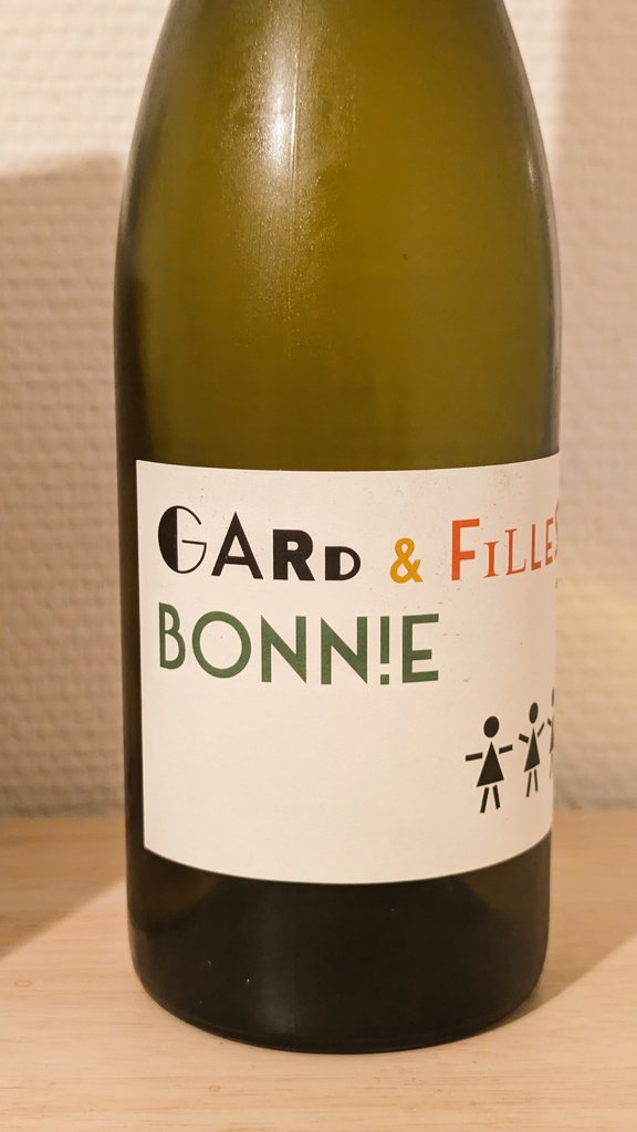 Sandrin3105's tweet image. Apéro pour débuter le long week-end ! 
Belle soirée à vous ✨
#Aperotime