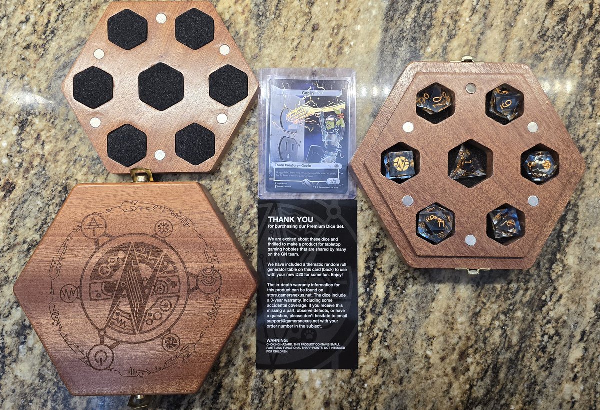 Karbon4444's tweet photo. Well @GamersNexus the inductor dice set is fantastic. 

Definitely high quality, and they look awesome! https://t.co/kqdTDxq8OI