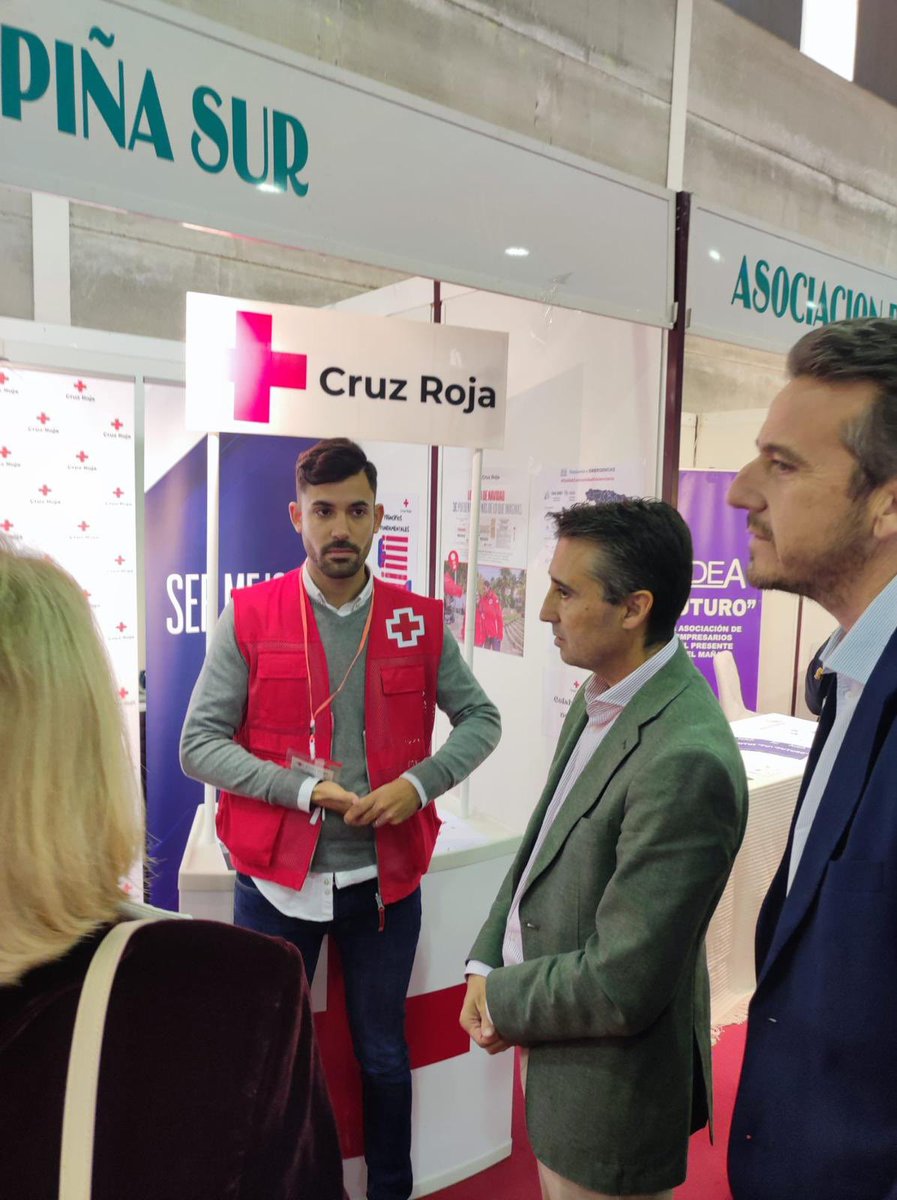 Diputación de Badajoz (@dipdebadajoz) on Twitter photo Em diputado de Desarrollo Rural, Reto Demográfico y Turismo, <a href="/juanmaridelfa/">JUAN MARIA DELFA CUPIDO</a>, ha inaugurado hoy la XVIII Feria Intercomarcal del Comercio Tradicional en Azuaga.
En esta cita participan establecimientos de las comarcas de Sierra Norte de Sevilla, Valle del Guadiato de Córdoba y la Em diputado de Desarrollo Rural, Reto Demográfico y Turismo, <a href="/juanmaridelfa/">JUAN MARIA DELFA CUPIDO</a>, ha inaugurado hoy la XVIII Feria Intercomarcal del Comercio Tradicional en Azuaga.
En esta cita participan establecimientos de las comarcas de Sierra Norte de Sevilla, Valle del Guadiato de Córdoba y la