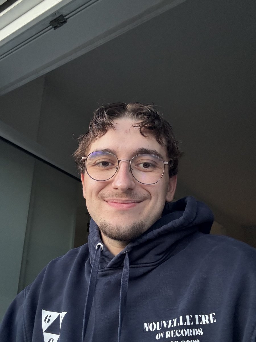 Oximoz 𝍎𝌆󠁦󠁲󠁢󠁲󠁥󠁿 tweet media