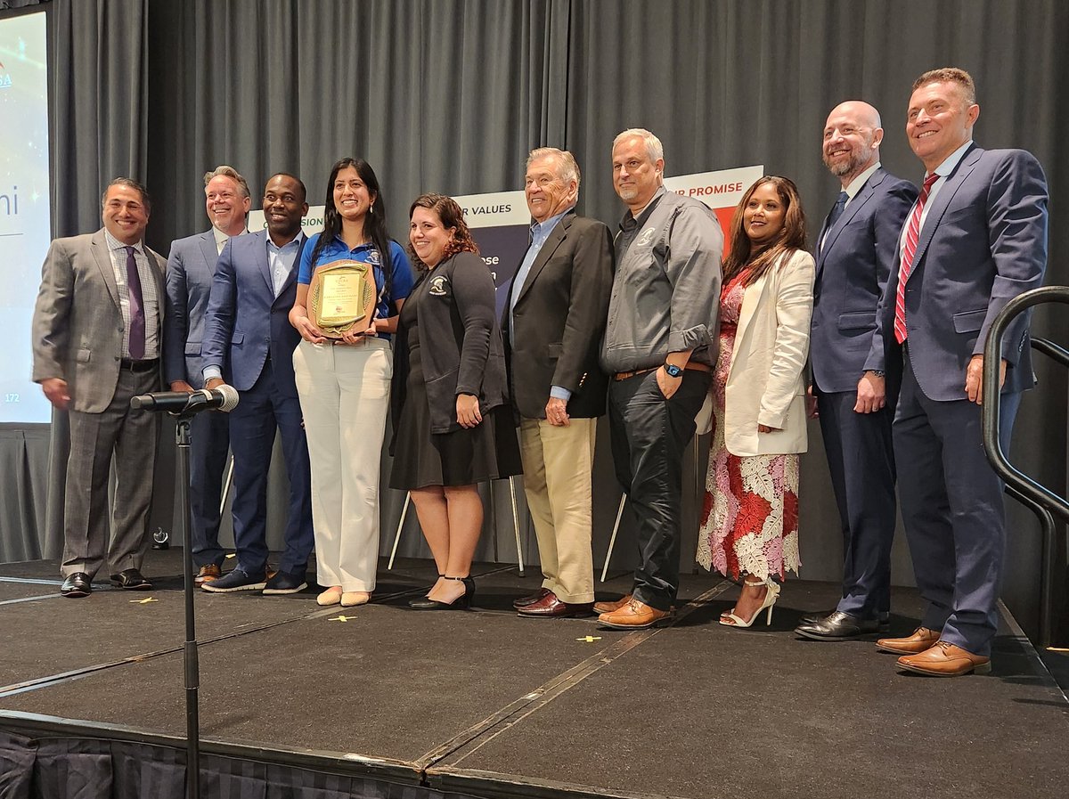 CSUSAhq's tweet image. A CSUSA-wide congratulations to our 2024 New American Hero Karishma Assudani of Winthrop College Prep Academy! #CSUSAProud #RelentlessCommitment