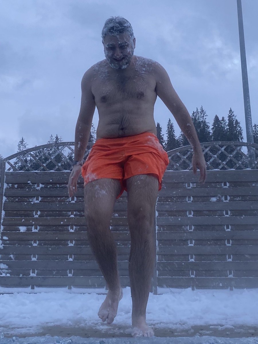 Oximoz 𝍎𝌆󠁦󠁲󠁢󠁲󠁥󠁿 tweet media