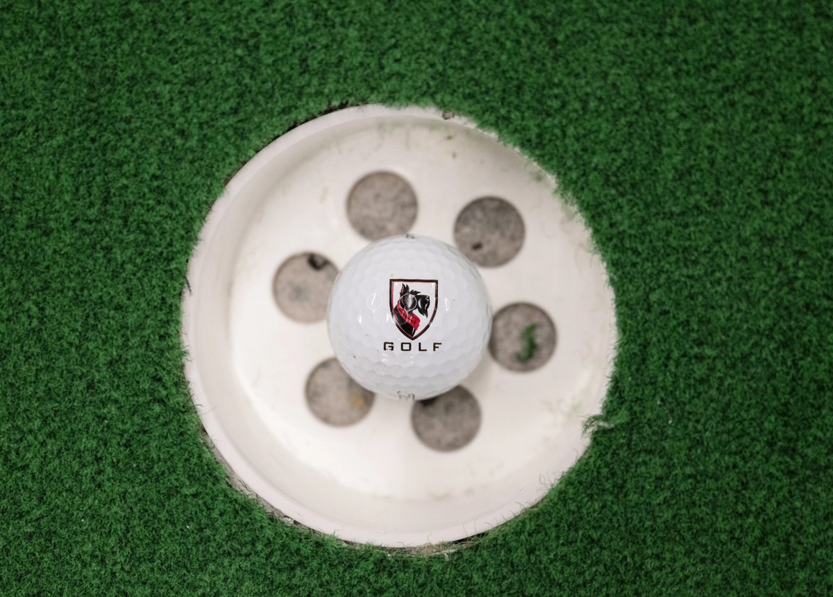 Using data from <a href="/tartanathletics/">Carnegie Mellon Athletics</a> champion golf teams, students analyzed 11,924 golf shots aiming to improve player performance.

The research set the stage for the launch of the Carnegie Mellon Sports Analytics Center, led by faculty adviser <a href="/Stat_Ron/">Ron Yurko</a>.

➡️ cmu.is/CMU-Sports-Ana…