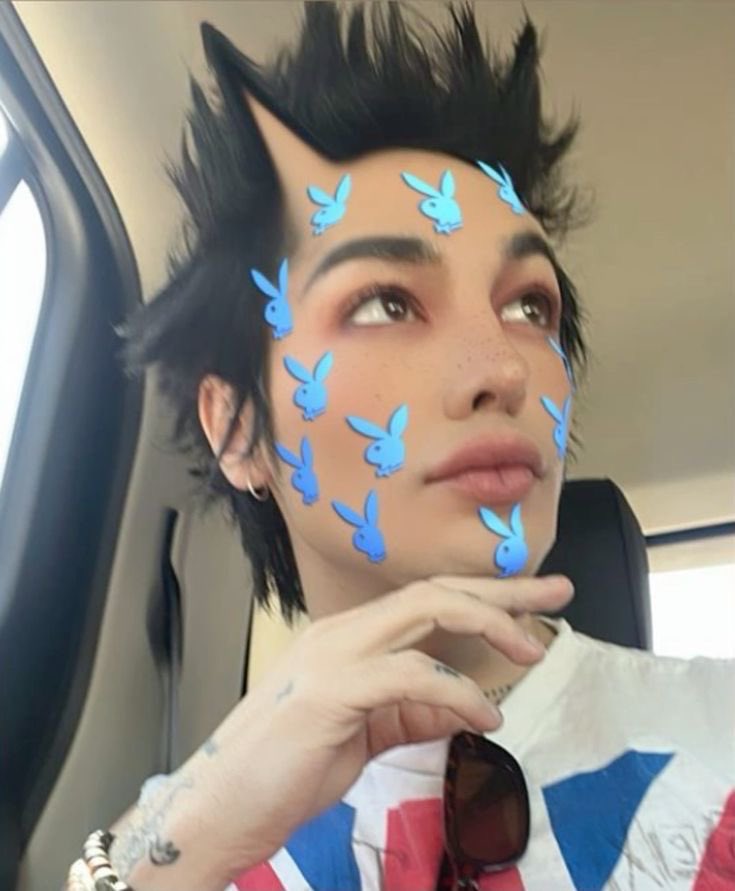 fevernightmares's tweet image. less than 24h until THE concert!!!!🇬🇧