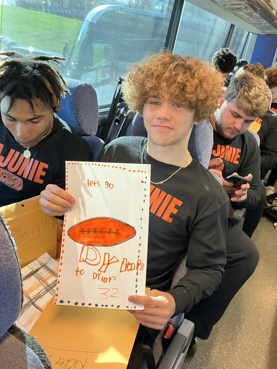 Michele Hildebrandt tweet media