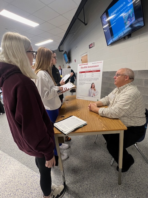 awgenerals's tweet photo. In a simulation designed to get them thinking about their financial futures, students in the @awlshs Ag Business and Adulting 101 classes learned balancing the budget can be more challenging than they thought.

Read about the Real Money, Real World Lesson:
https://t.co/3C8fzERaed https://t.co/FR0bR7r6Vq