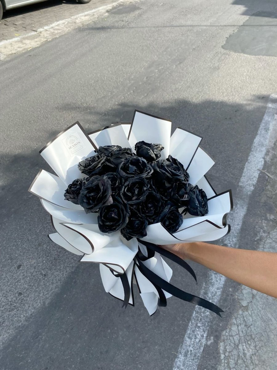 swifttflowers's tweet photo. 💌 flower delivery for @evermorrgs

“Hey Morgan! I’m so glad you had a great time at the show in Indianapolis. I’m always praying for you and if you need anything, you can always message me. Please don’t forget about me, I will always be here💙 
Love, your friend Gabe🫶” 

from: @Gabriel96668008 <3