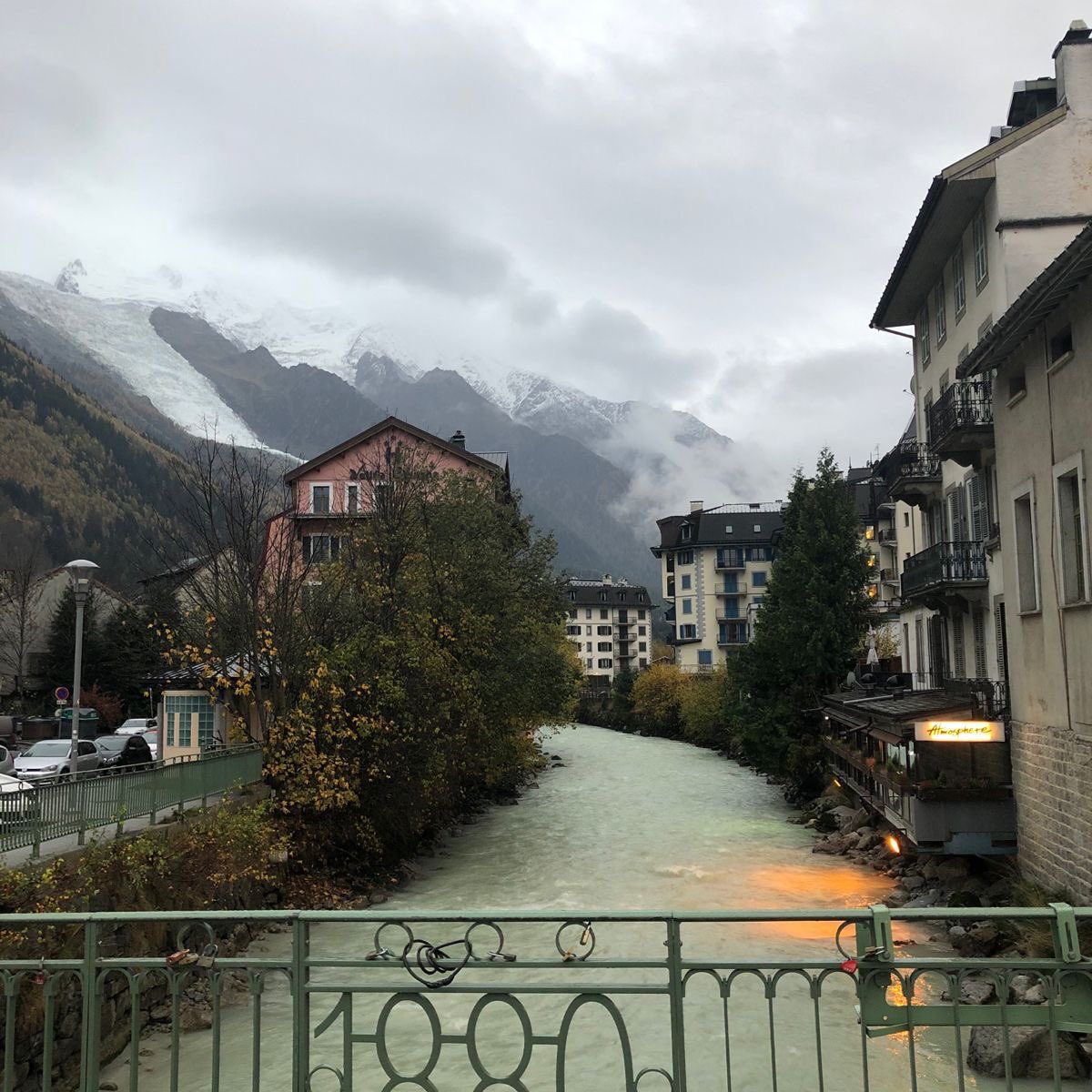 ShiroNoOne's tweet photo. Switzerland, bern 🇨🇭 https://t.co/Xt4UdLMubP