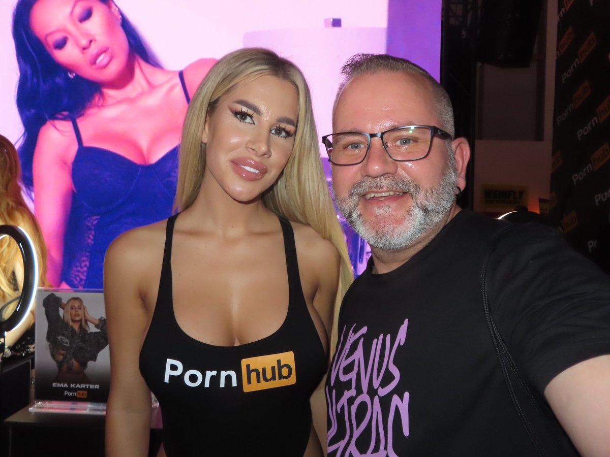 #27venus #venus2024 #venusberlin #venusfestival #venusberlin2024 
<a href="/EmaKarter/">Ema Karter</a> 🖤🧡