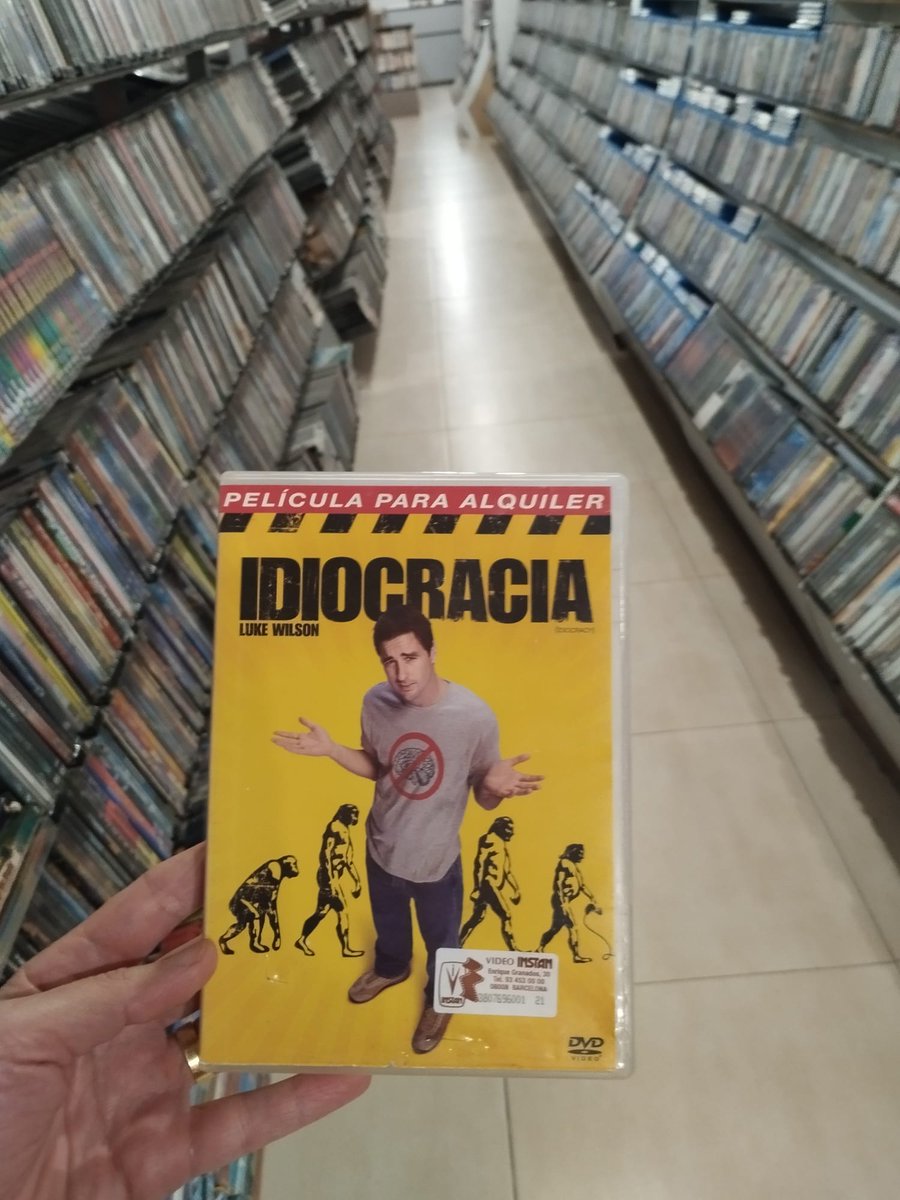 VIDEO INSTAN (@videoinstan) on Twitter photo Avui a @aquicatalunya al programa de <a href="/PabloTallon87/">Pablo Tallón</a> el colaborador de cine Roger parlava de diferents pelis amb diferents presidents dels EEUU. Ha dit que #idiocracia no estaba en DVD i no es trobava en lloc. Bé, només volíem corretgir aquesta informació. Nosaltres la tenim!! Avui a @aquicatalunya al programa de <a href="/PabloTallon87/">Pablo Tallón</a> el colaborador de cine Roger parlava de diferents pelis amb diferents presidents dels EEUU. Ha dit que #idiocracia no estaba en DVD i no es trobava en lloc. Bé, només volíem corretgir aquesta informació. Nosaltres la tenim!!