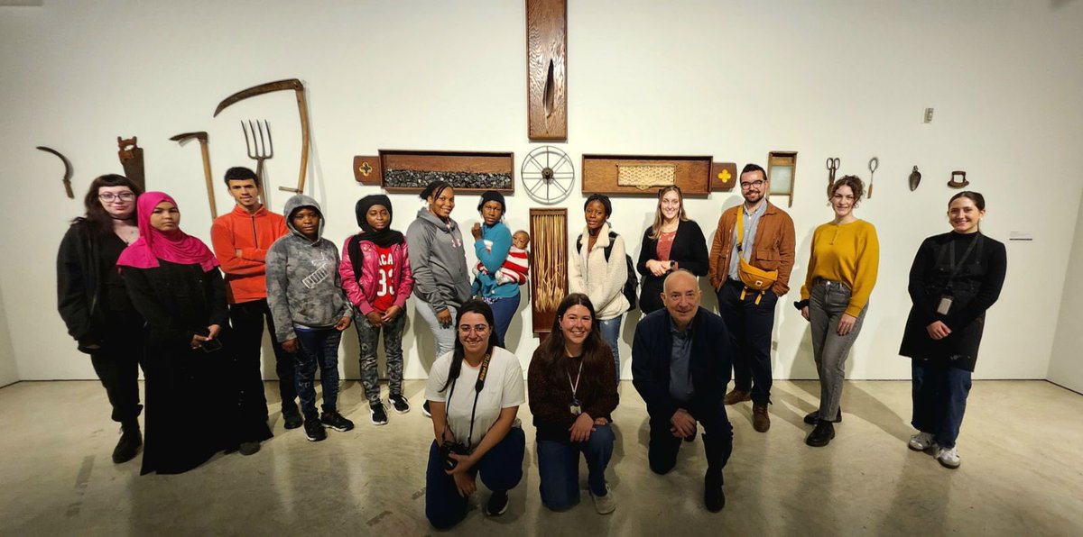 École secondaire catholique Sainte-Trinité tweet media