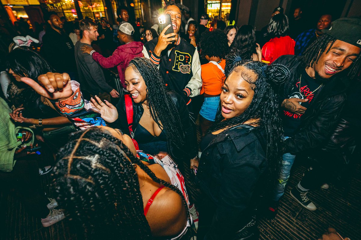 Commonwealth tweet media