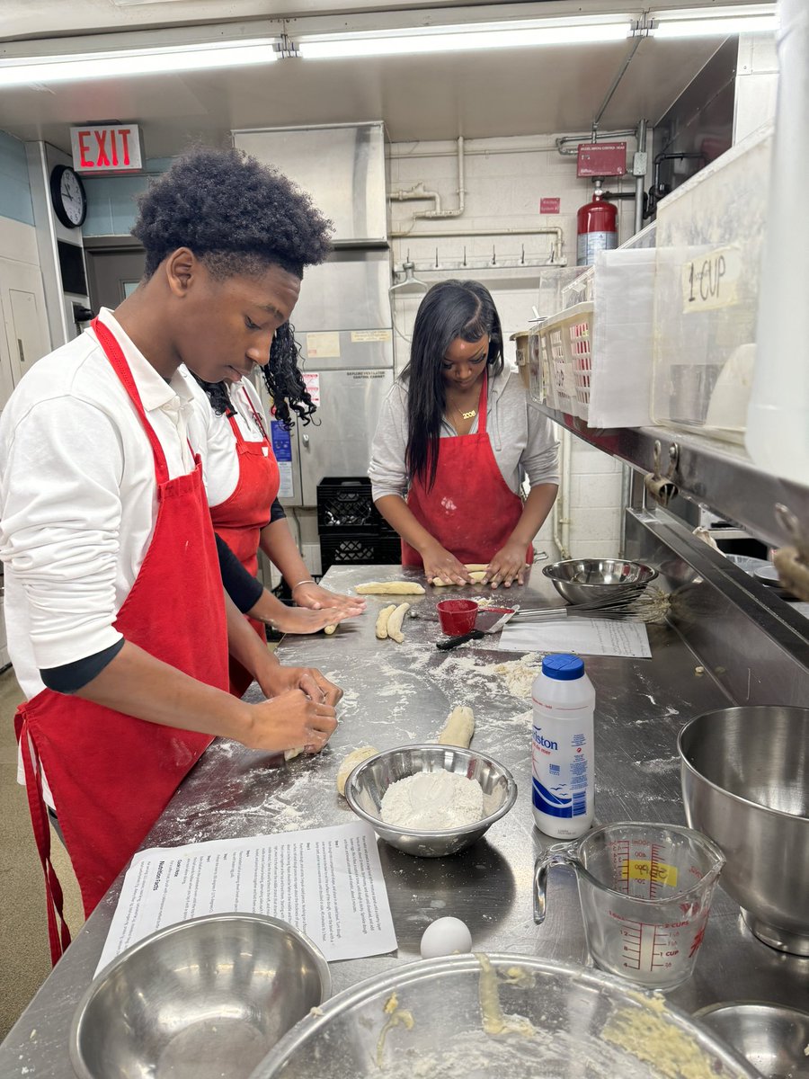Thankful to the Hospitality Dept at @SBAtoday for allowing my World Religions (HRF3O1) class to engage in baking their own Jewish Challah Bread as part of our Judaism Unit! #experientiallearning <a href="/YCDSB/">York Catholic District School Board</a>  (Final Product in next post!)