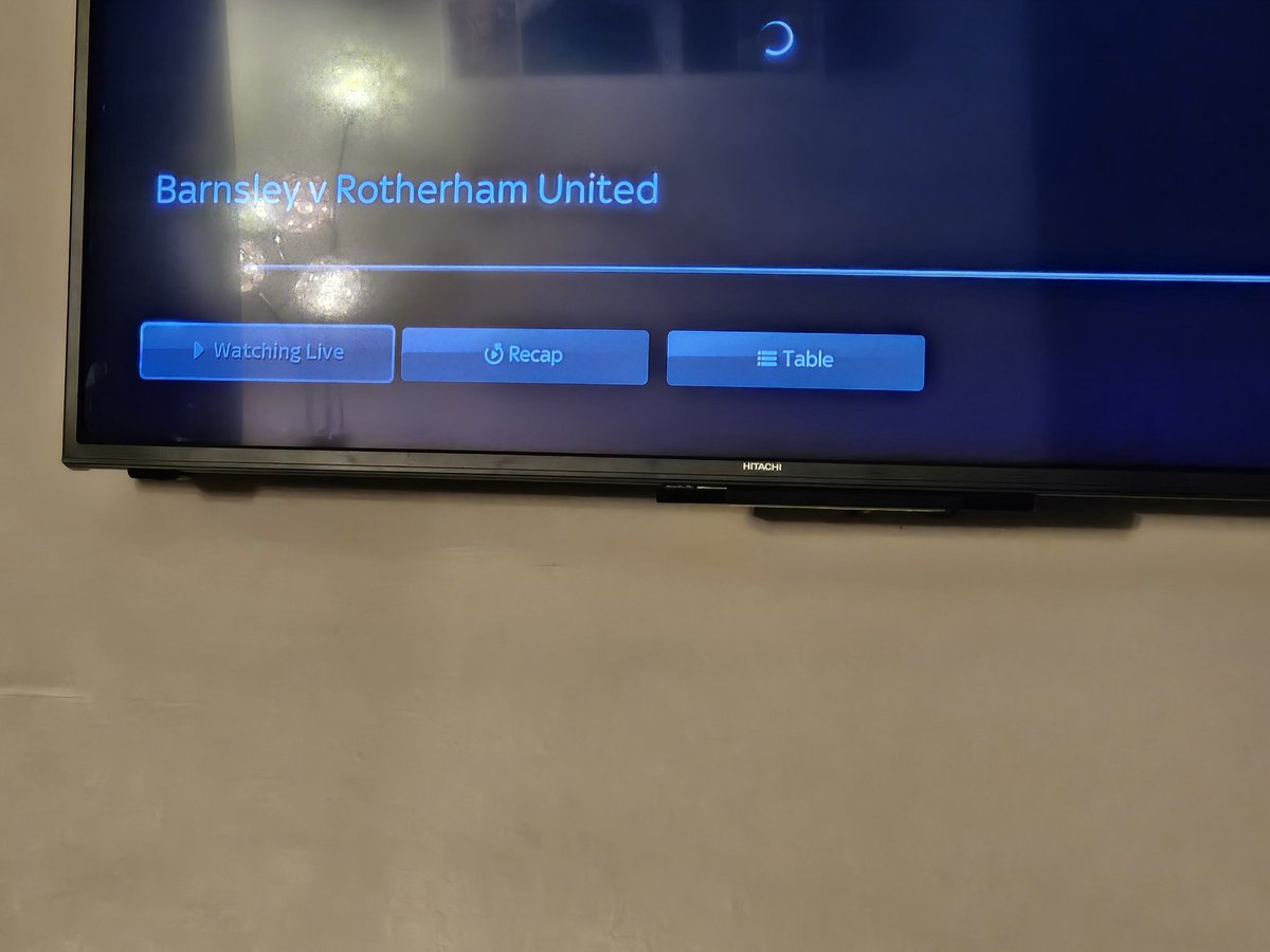 PaultudeC's tweet photo. @virginmedia Yet again we can't get @SkySports + game to work on our virgin box https://t.co/ss4gVpM4xE