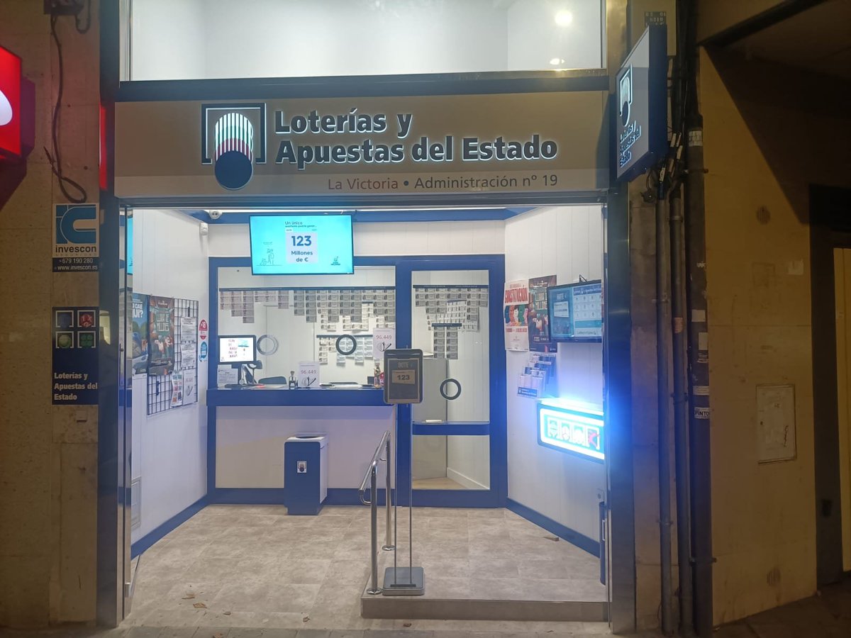 🆕 Nueva administración de Lotería en el Bº de la Victoria (nº 19 y primera integral de ese barrio)

📍 Avenida Burgos nº 3  #Valladolid

Abrieron el lunes pasado y son los antiguos de Labradores (La del Roble) que se vienen a este barrio donde ahora abren de todo 😅