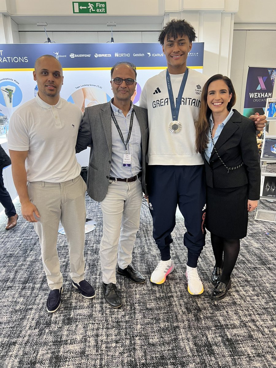 Pamela Garcia Pulido (@pamelagarciapul) on Twitter photo #Wexhamcruciate (nearly) 10 years after my first meeting…Wow! Great home and international speakers…#sportsknee and #olympic legends all under one roof…#kneepreservation <a href="/marykmulcaheymd/">Mary Mulcahey</a> <a href="/WexhamCruciate/">Wexham Park Cruciate Ligament</a> <a href="/cadenluiscun/">Caden Cunningham</a> #Wexhamcruciate (nearly) 10 years after my first meeting…Wow! Great home and international speakers…#sportsknee and #olympic legends all under one roof…#kneepreservation <a href="/marykmulcaheymd/">Mary Mulcahey</a> <a href="/WexhamCruciate/">Wexham Park Cruciate Ligament</a> <a href="/cadenluiscun/">Caden Cunningham</a>