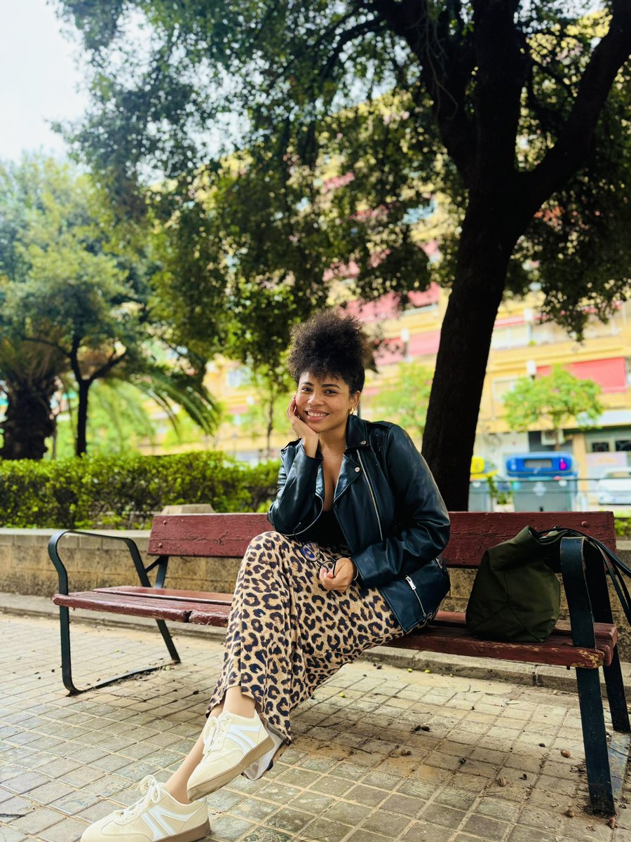 ¡El conocimiento está a un clic de distancia con Aprende.org! Claro Nicaragua te invita a descubrir más de 300 cursos gratis para que te capacites en habilidades que marcarán la diferencia en tu futuro. #ClaroQueSí a seguir aprendiendo y creciendo.