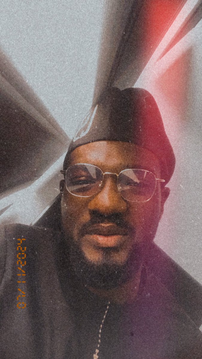 emstudios_ng's tweet photo. Just a perception 📝

“Life is Art 
In Play 
You 
Can never tell 
What 
The real story 
Is 
Except you Ask The Author” EM ™️ https://t.co/iLovoUBBh0