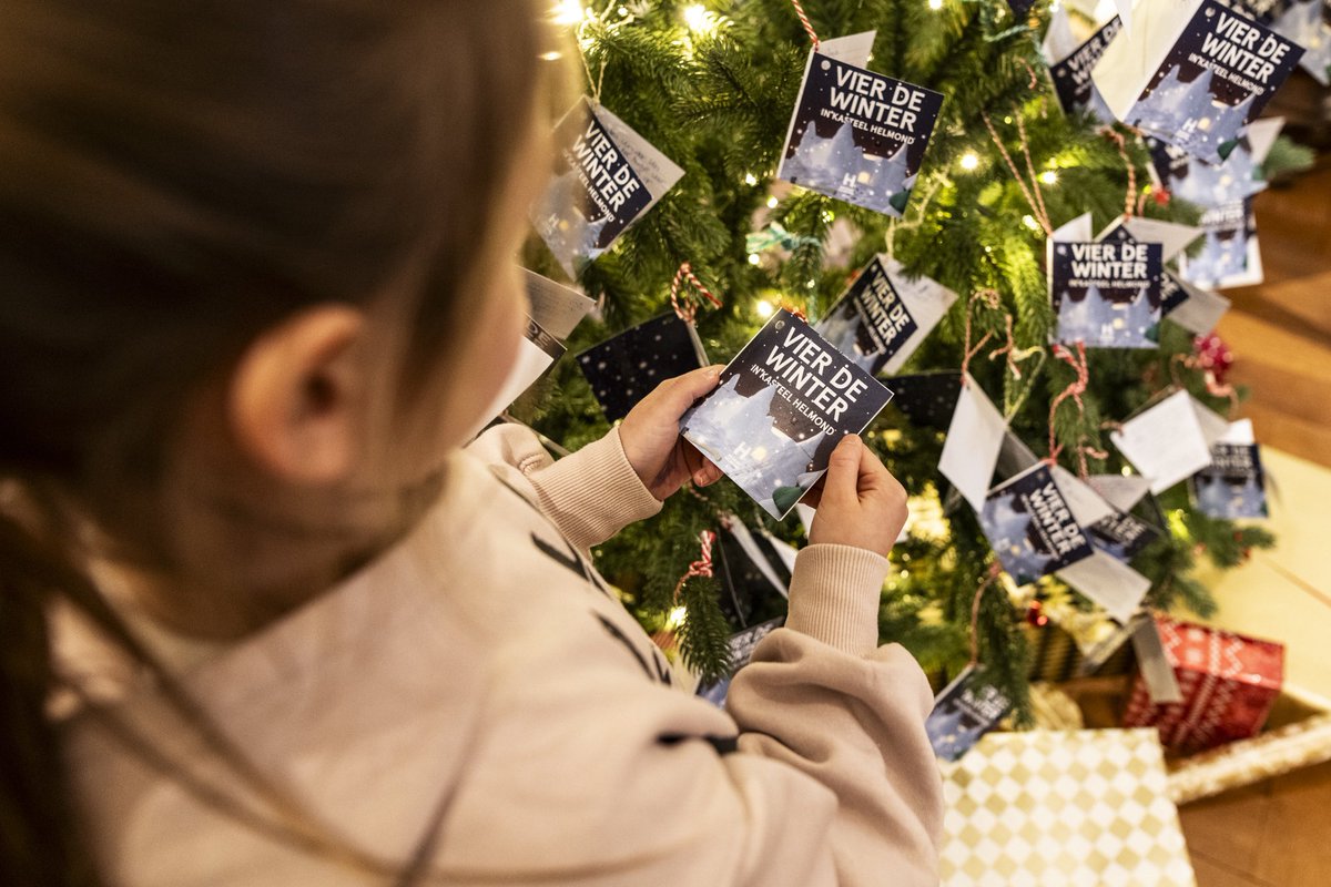 Tip: in de Kerstvakantie kan je het kasteel extra bezoeken op maandag 23 en 30 december. Het programma van het Winterkasteel is supertof voor families en gezinnen, maar ook voor kasteelliefhebbers. Zo komt Koning Winter ook weer langs⭐️