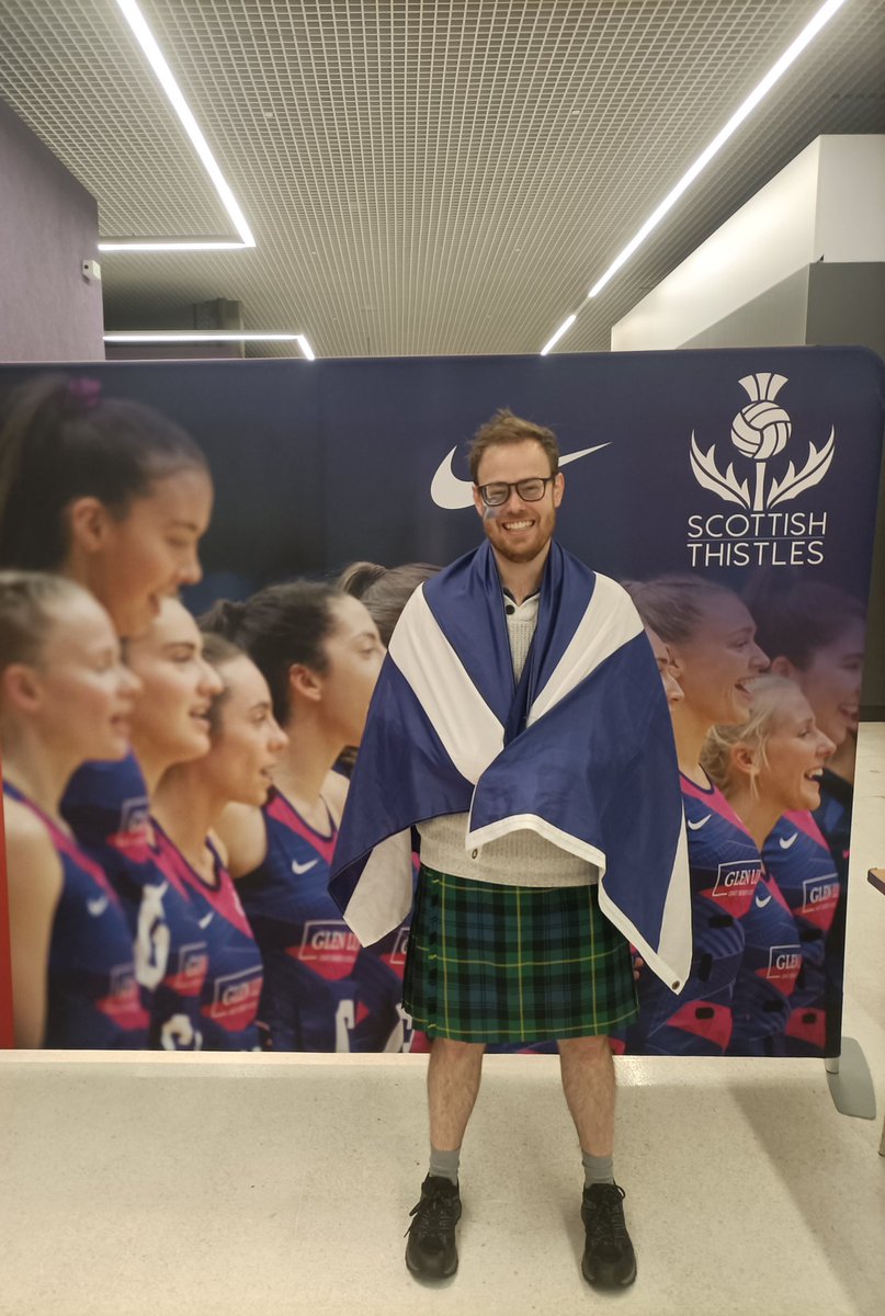 Sarah Quinn tweet media